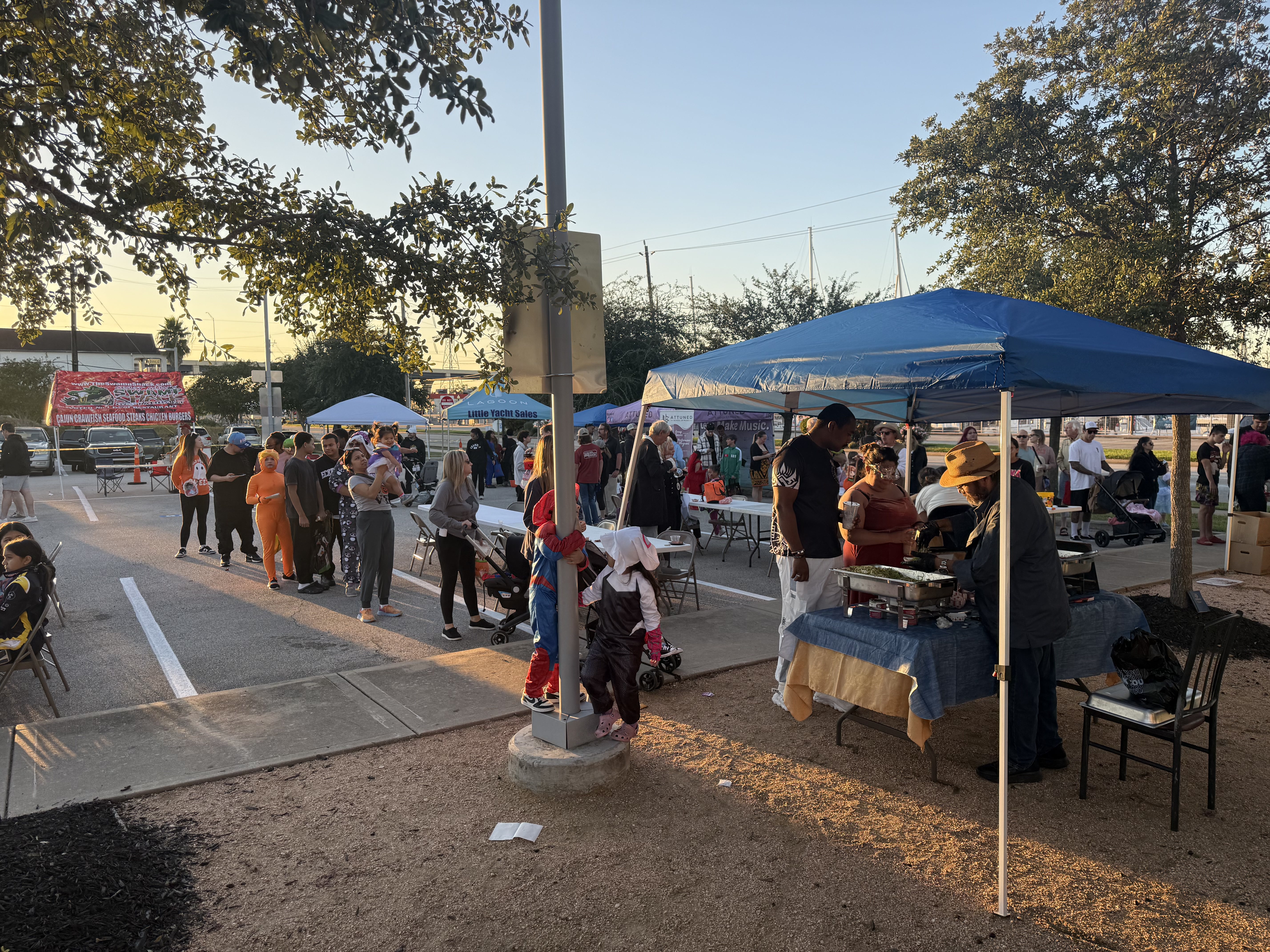 2025 Trunk or Treat, Shop, & Eat Photo 18